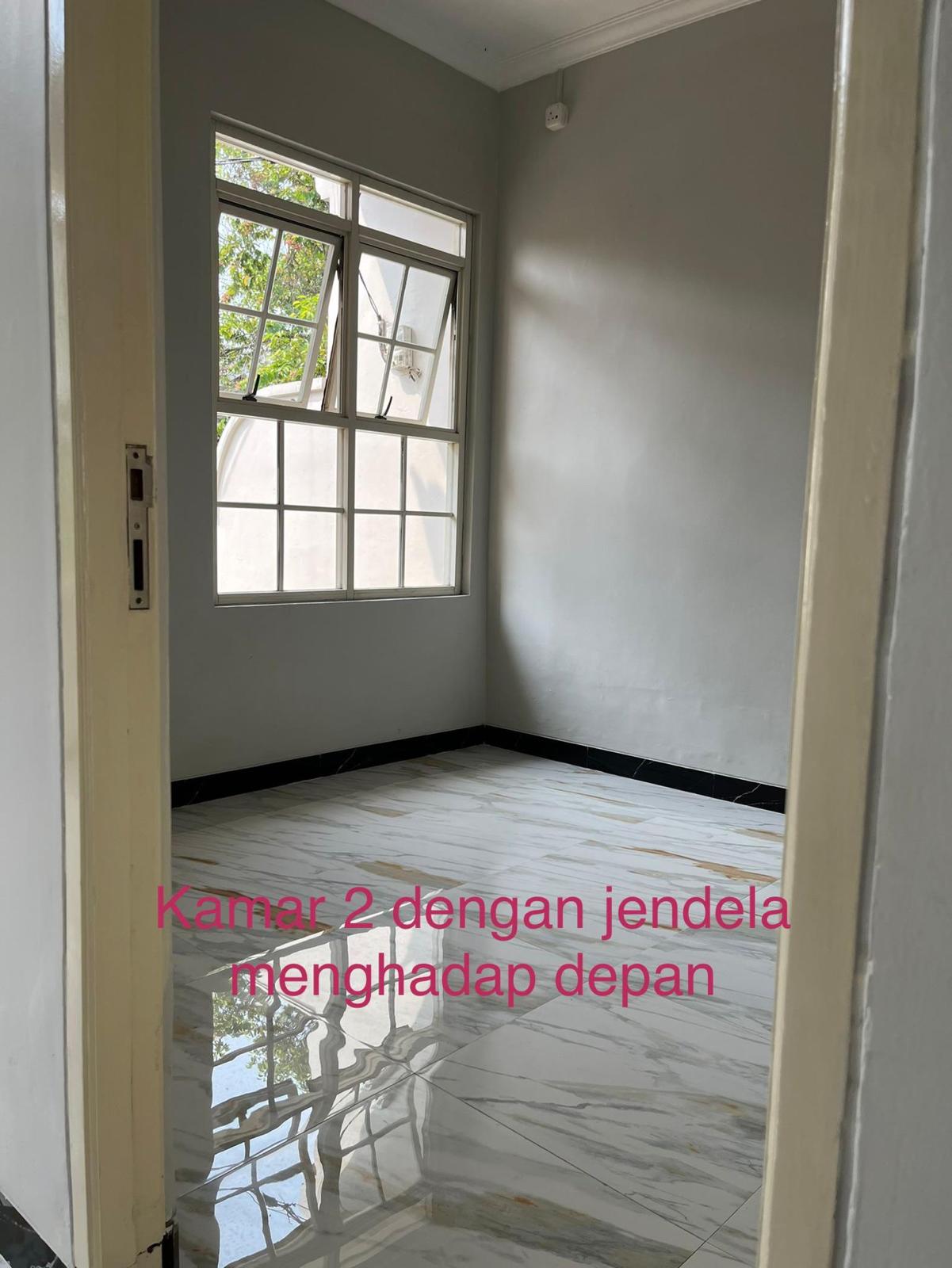 Rumah Dijual Siap Huni di Taman Picadilly Lippo Cikarang